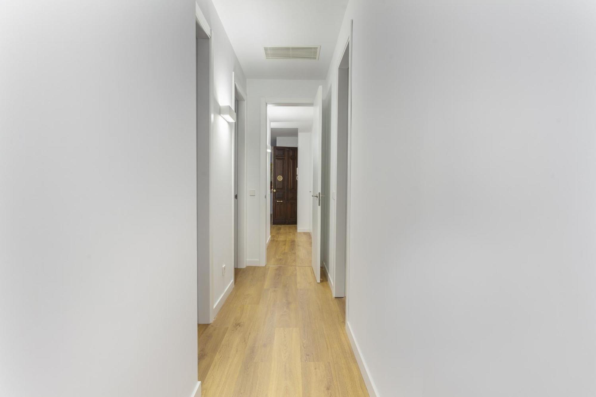 Cibeles Luxe In Madrid Apartment Bagian luar foto
