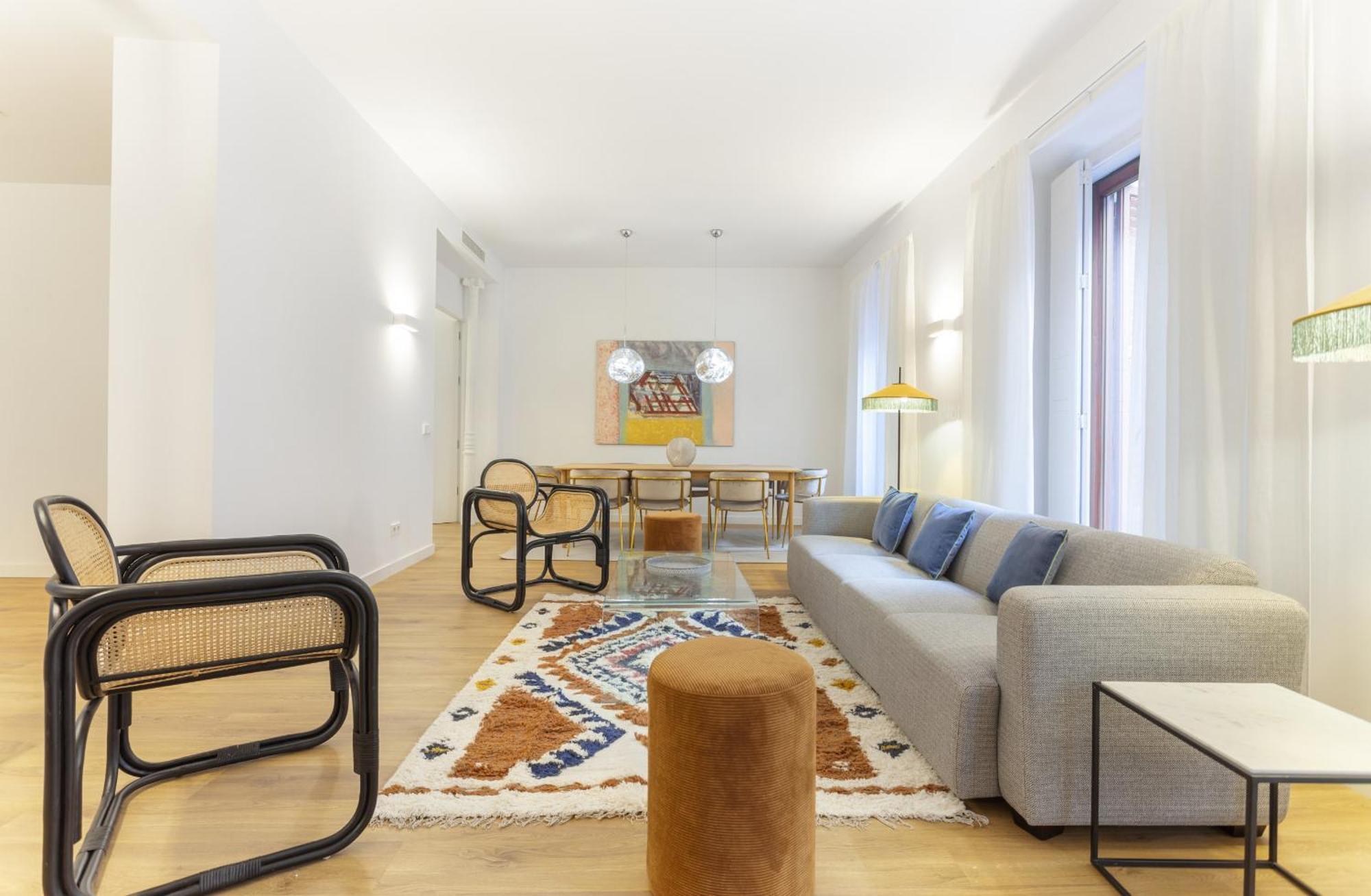 Cibeles Luxe In Madrid Apartment Bagian luar foto