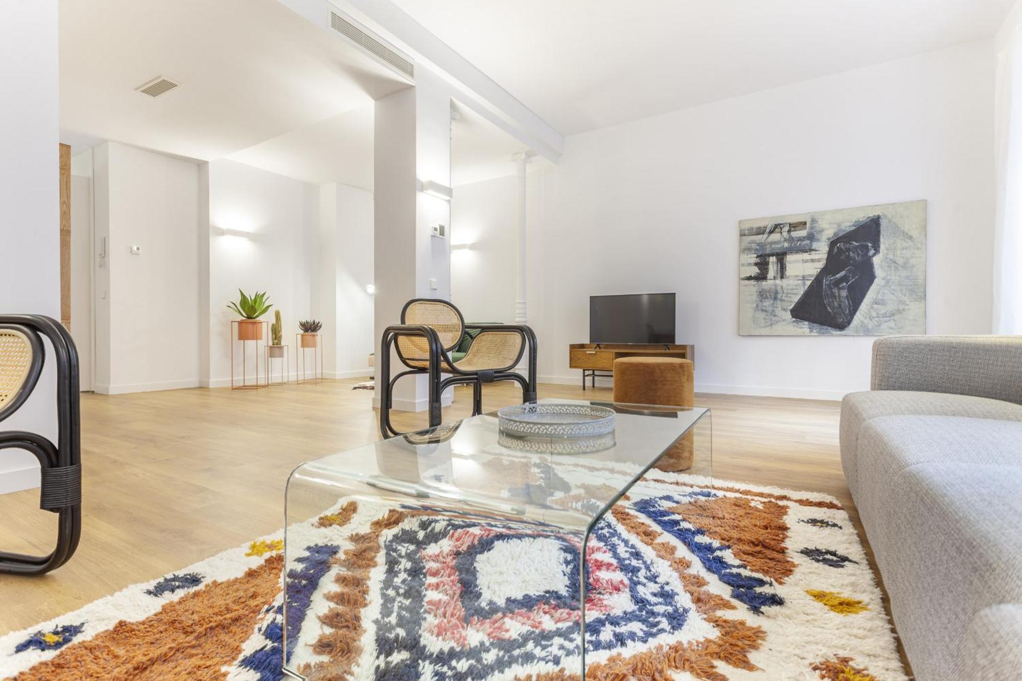 Cibeles Luxe In Madrid Apartment Bagian luar foto