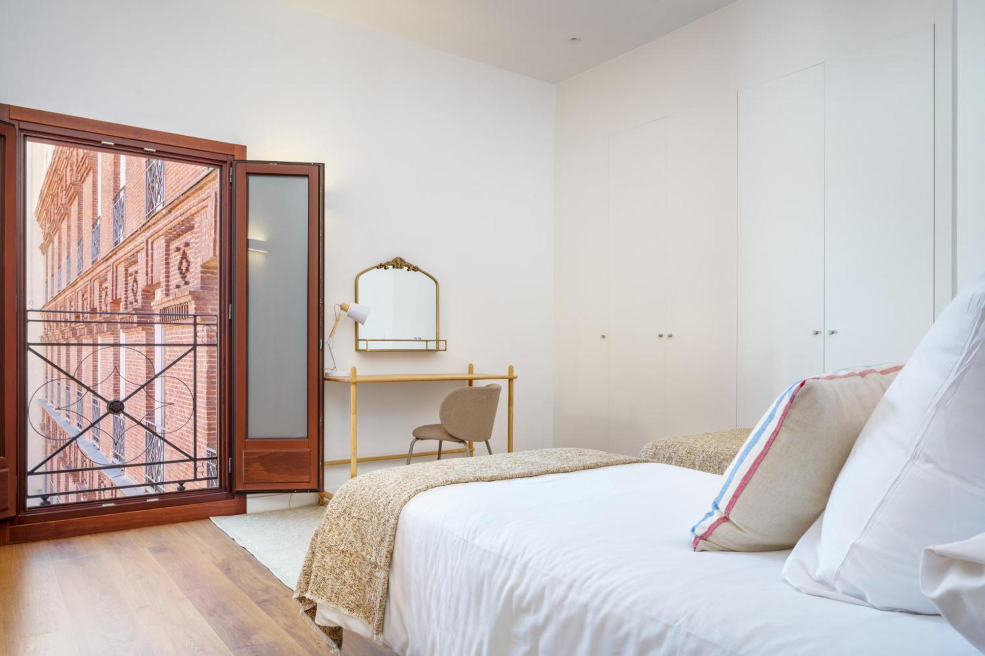 Cibeles Luxe In Madrid Apartment Bagian luar foto